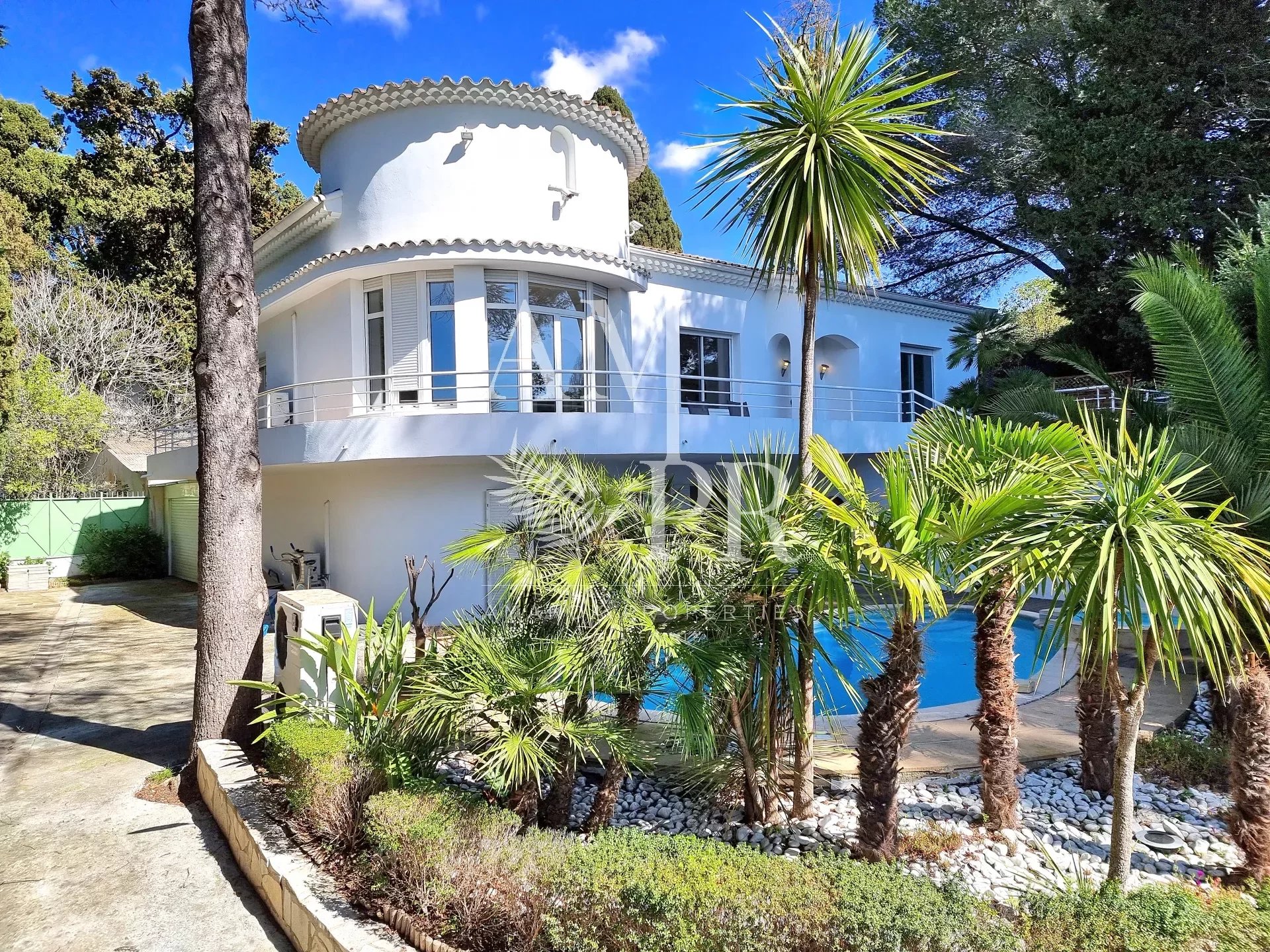Vente Maison 200m² à Cannes (06400) - Amanda Properties